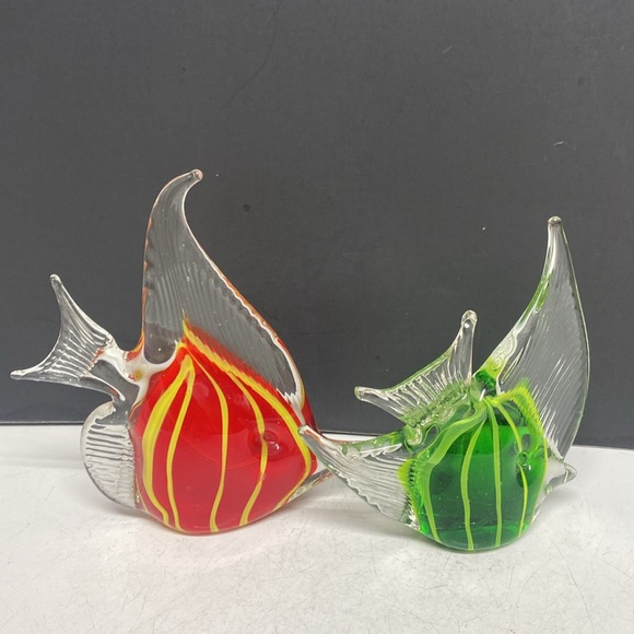 Handblown Glass Fish Paperweights Red Green Pair - Picture 4 of 15